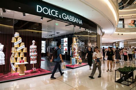 dolce gabbana homophobie|Three years after ad controversy, D&G is still struggling to win .